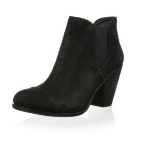 Vince Camuto Hame Leather Bootie Black Size 10